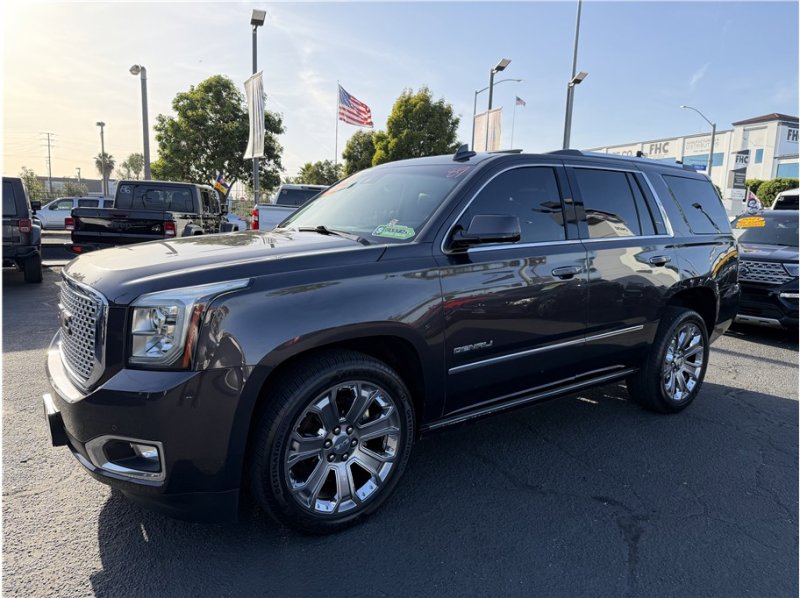 Used 2016 GMC Yukon Denali w/ Open Road Package AWD/4WD image 3