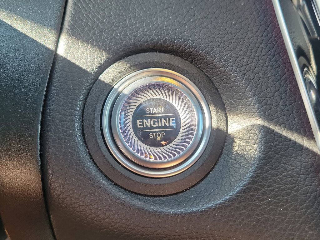 Used 2021 Mercedes-Benz GLC 300 image 28