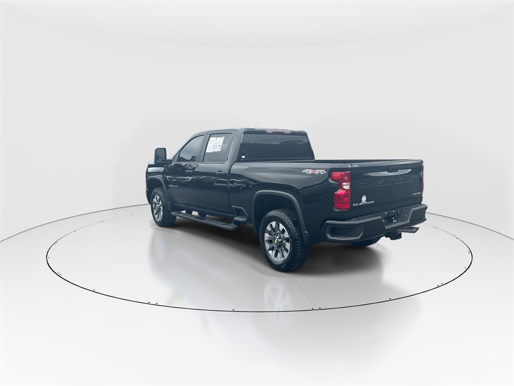 Used 2025 Chevrolet Silverado 2500 Custom image 6