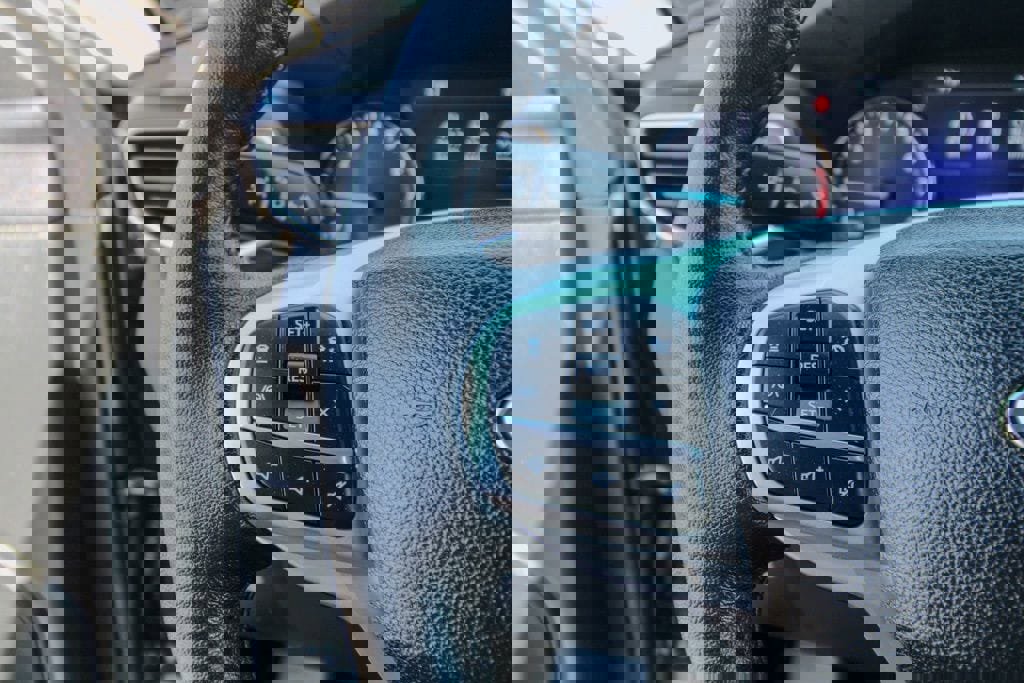 Used 2023 Ford Explorer XLT w/ Equipment Group 202A image 22