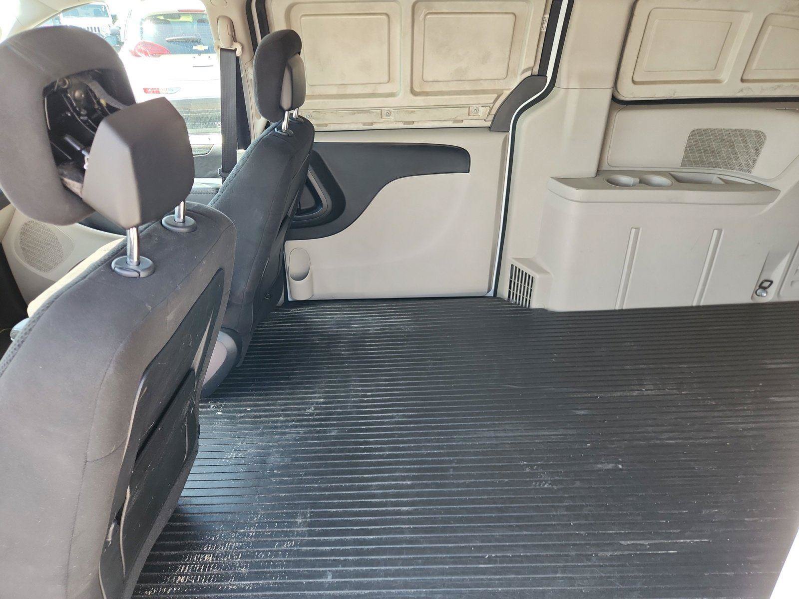 Used 2013 RAM C/V Tradesman FWD image 11