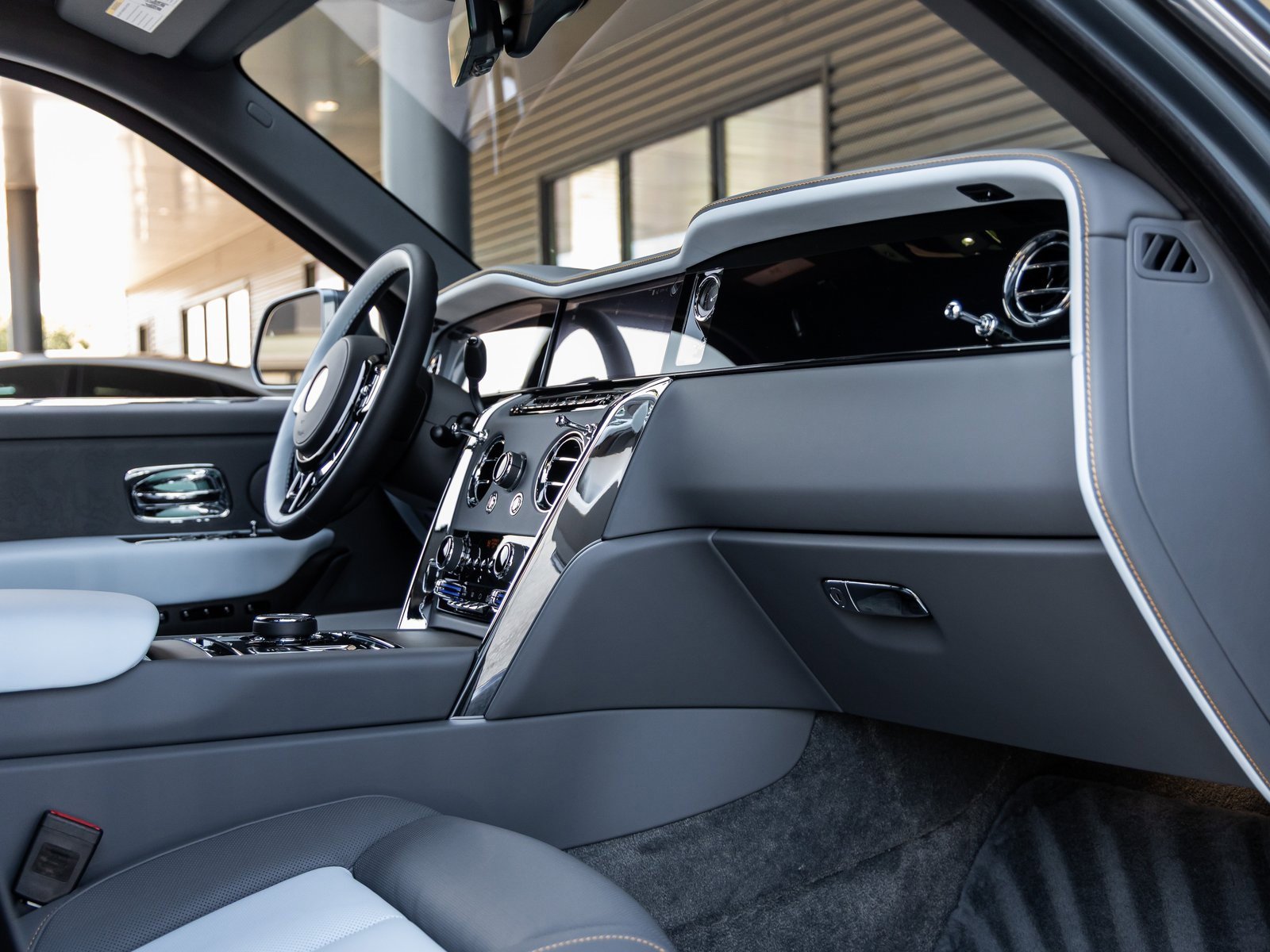 New 2026 Rolls-Royce Cullinan image 56