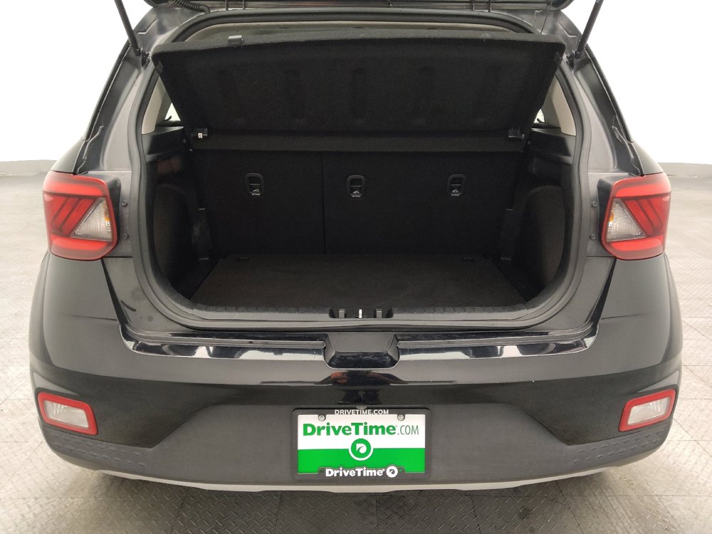 Used 2021 Hyundai Venue SE image 29