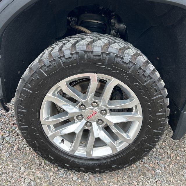 Used 2020 GMC Sierra 1500 SLT w/ SLT Premium Plus Package image 8