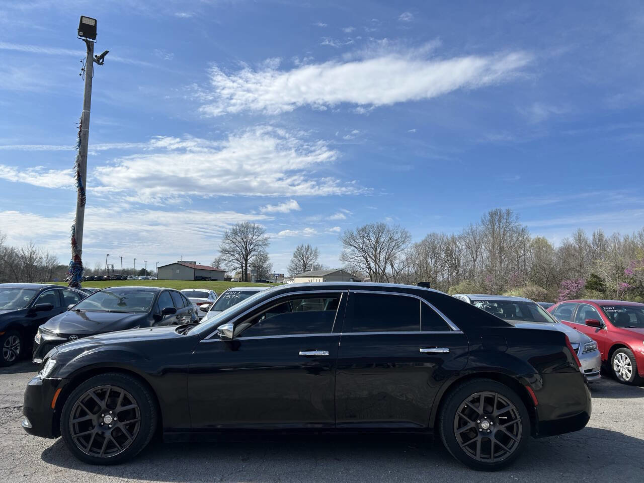 Used 2018 Chrysler 300 Limited image 3