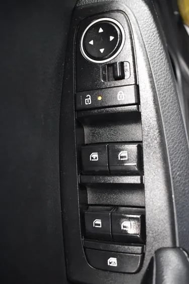 Used 2024 Kia Seltos S FWD image 21