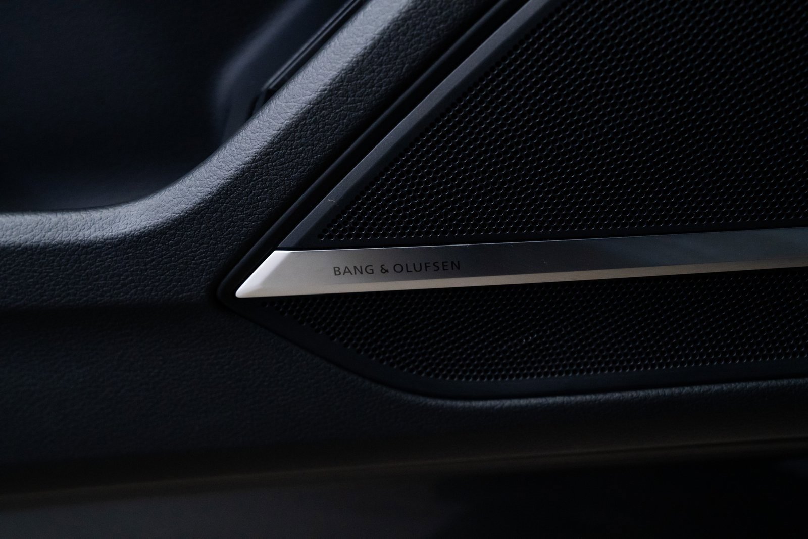 Used 2025 Audi S8 image 15