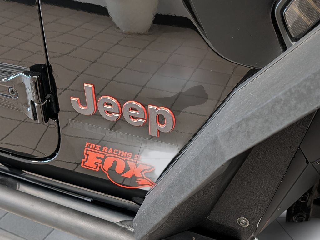 Used 2023 Jeep Gladiator Mojave AWD/4WD image 20