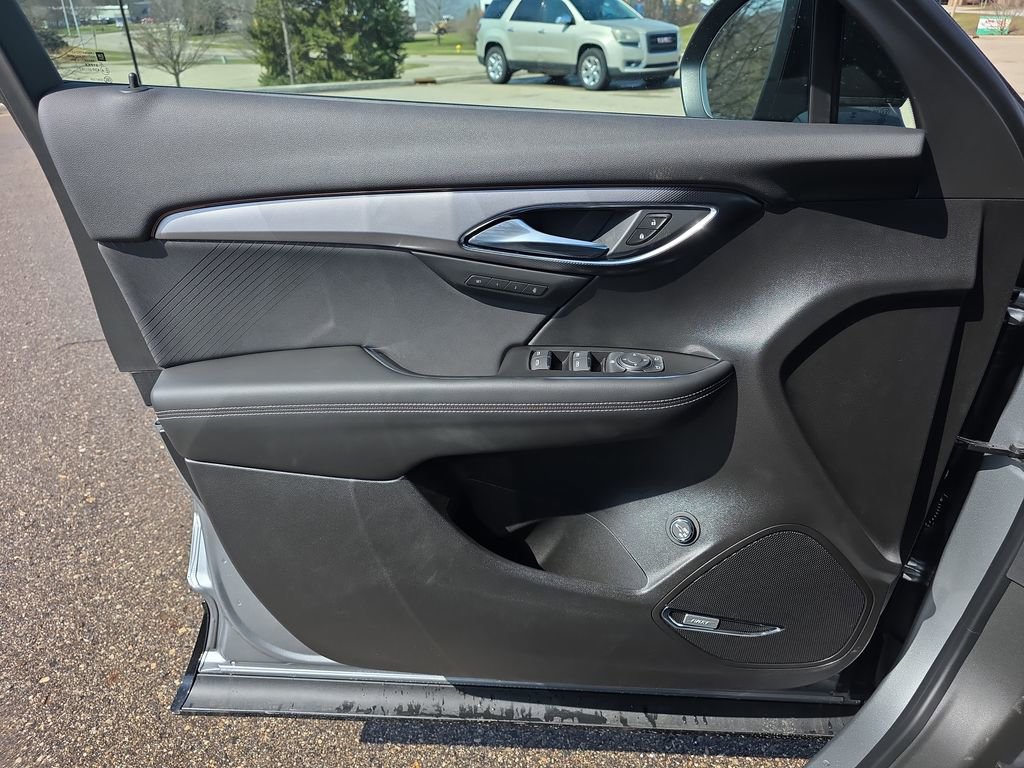 New 2026 Buick Envision Sport Touring image 27