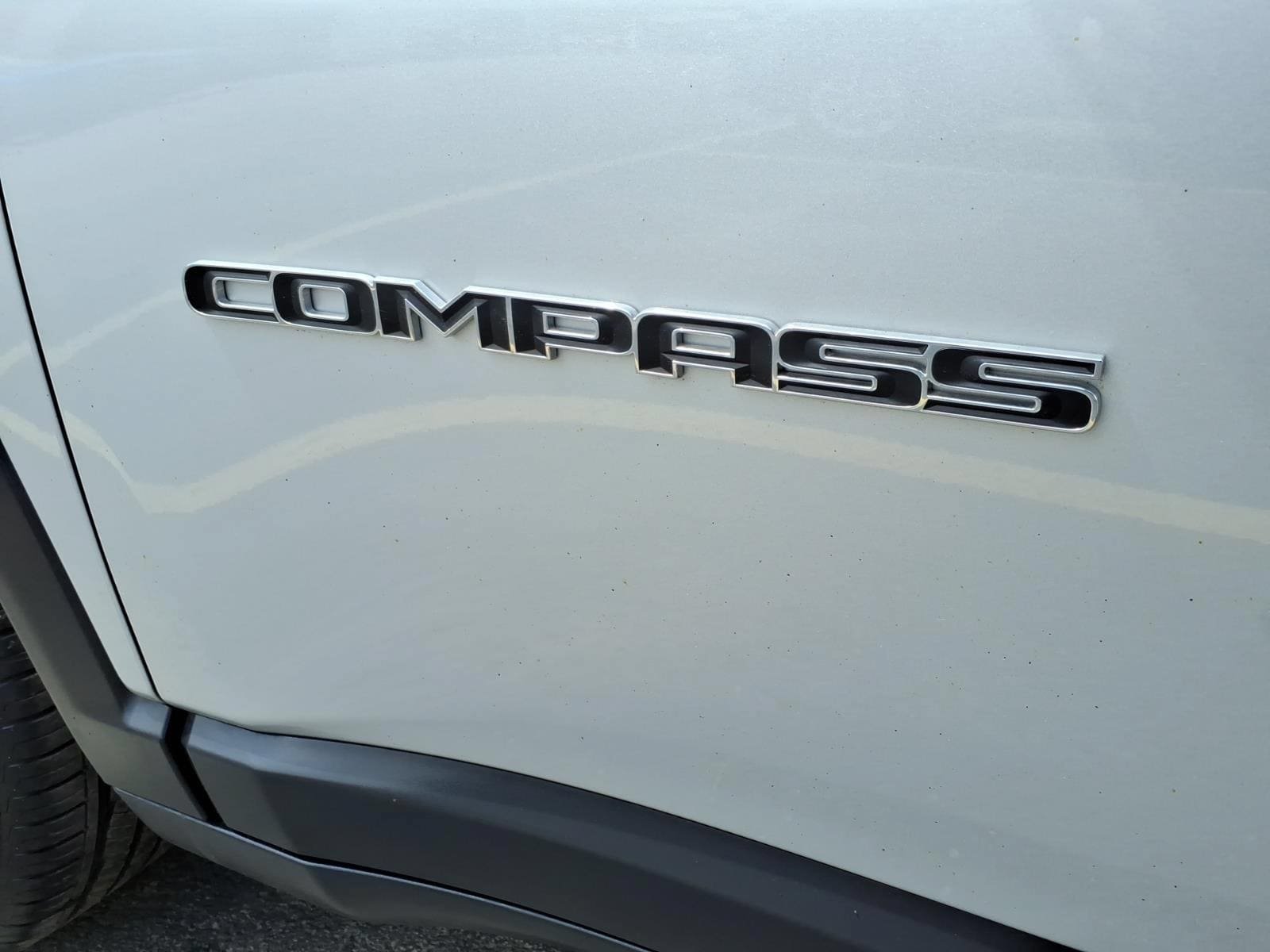Used 2024 Jeep Compass Limited AWD/4WD image 29