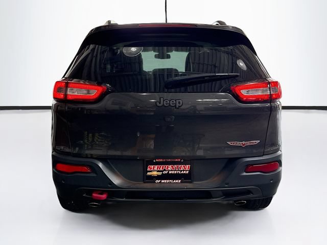 Used 2017 Jeep Cherokee Trailhawk w/ Cold Weather Group AWD/4WD image 30