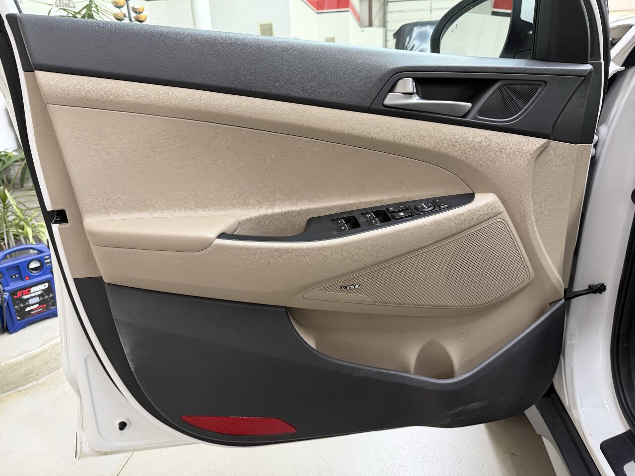 Used 2018 Hyundai Tucson Limited AWD/4WD image 10