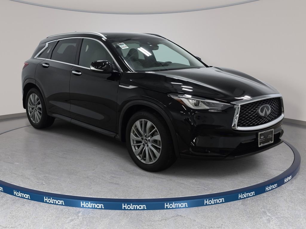 Certified 2023 INFINITI QX50 Luxe AWD/4WD image 3