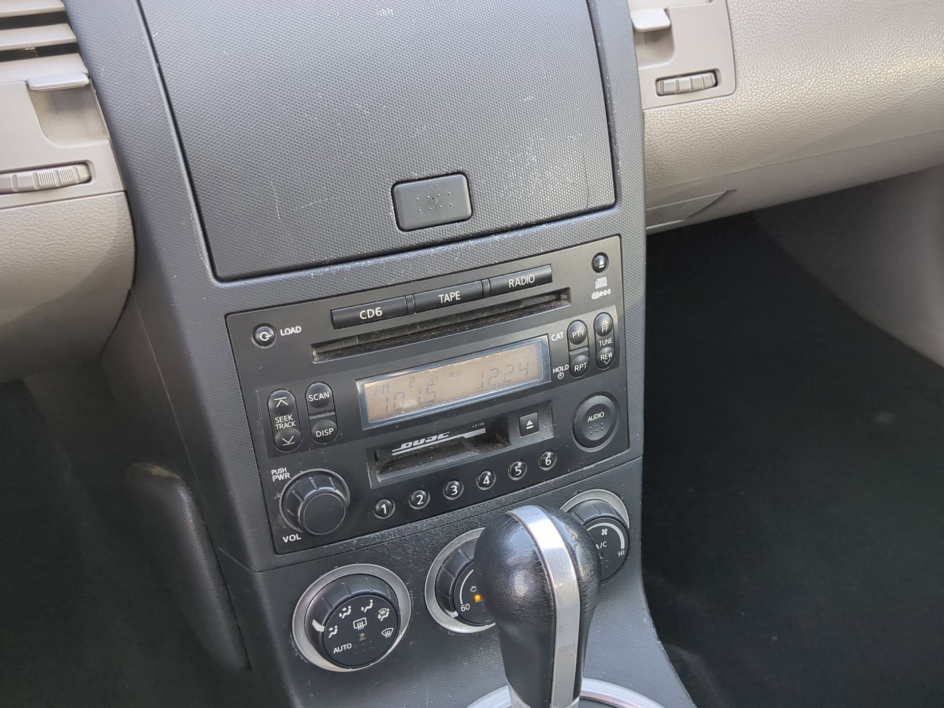 Used 2005 Nissan 350Z Touring image 16