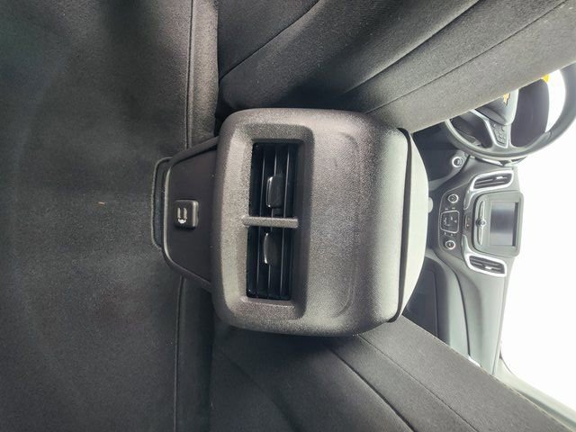 Used 2022 Chevrolet Equinox LT AWD/4WD image 21