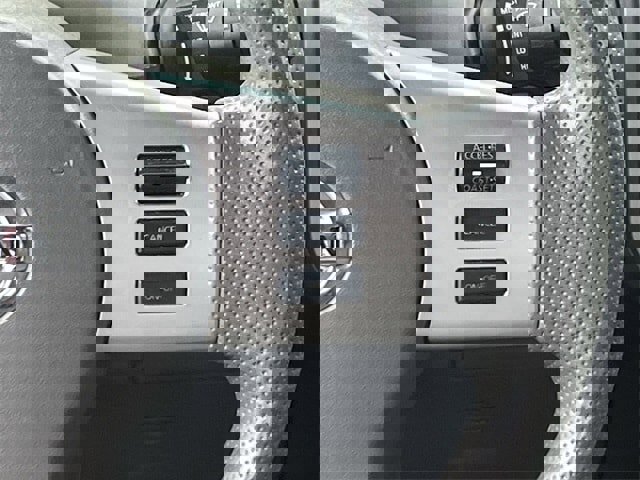 Used 2015 Nissan Frontier SV w/ SV Value Truck Package image 15