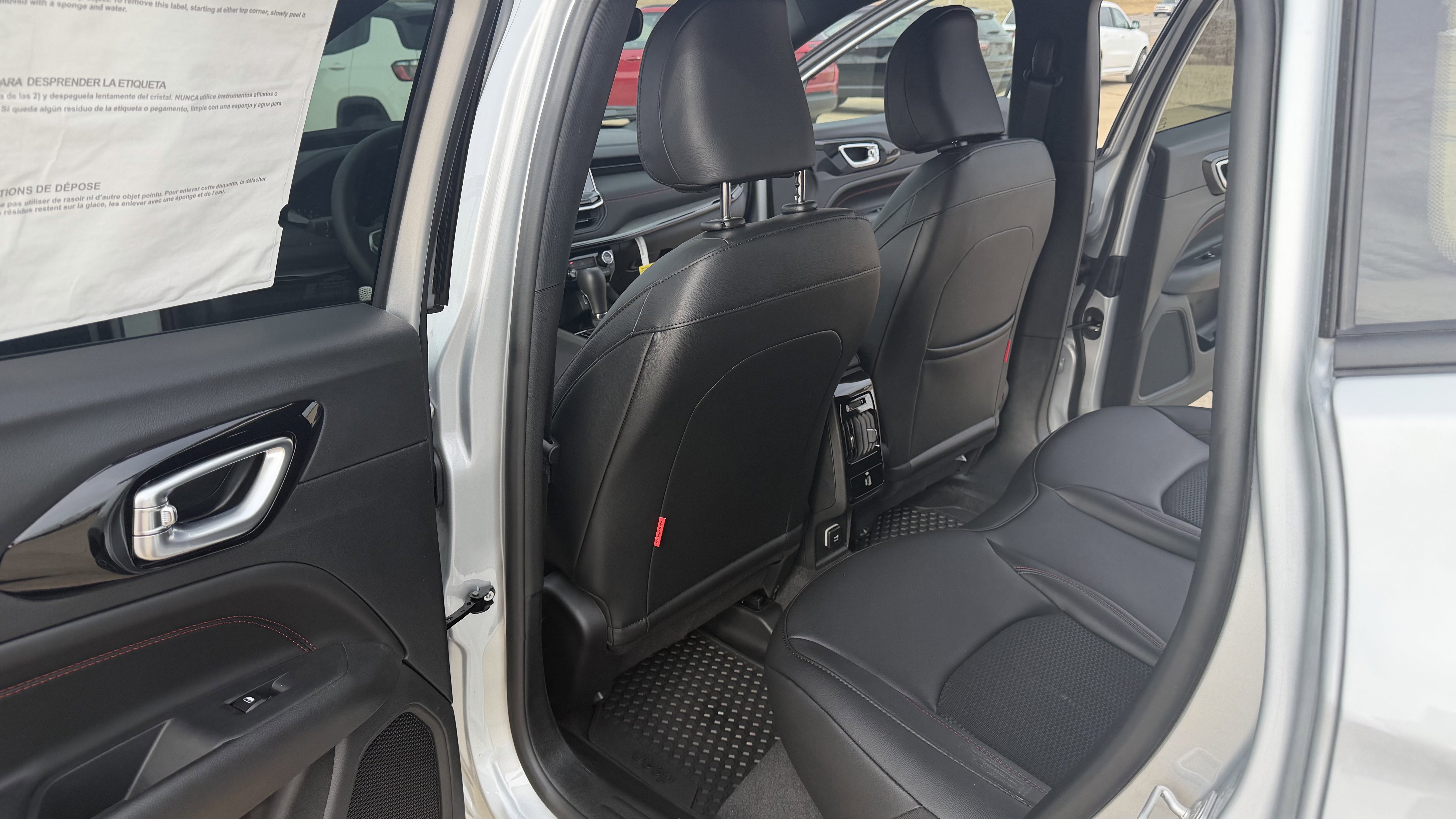 New 2026 Jeep Compass Trailhawk w/ Trailer Tow Group image 33