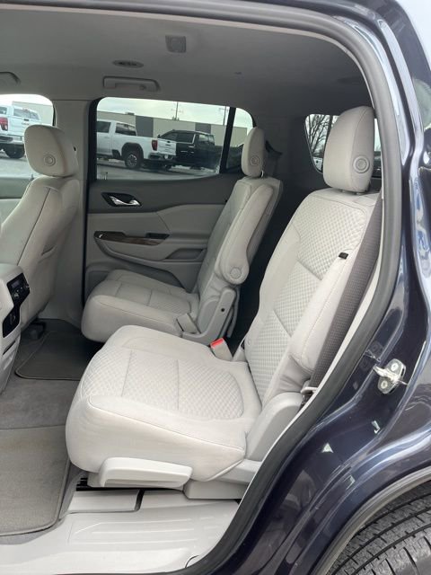 Used 2018 GMC Acadia SLE image 34