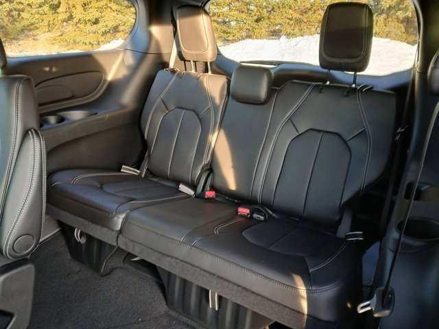 New 2026 Chrysler Pacifica Select image 26