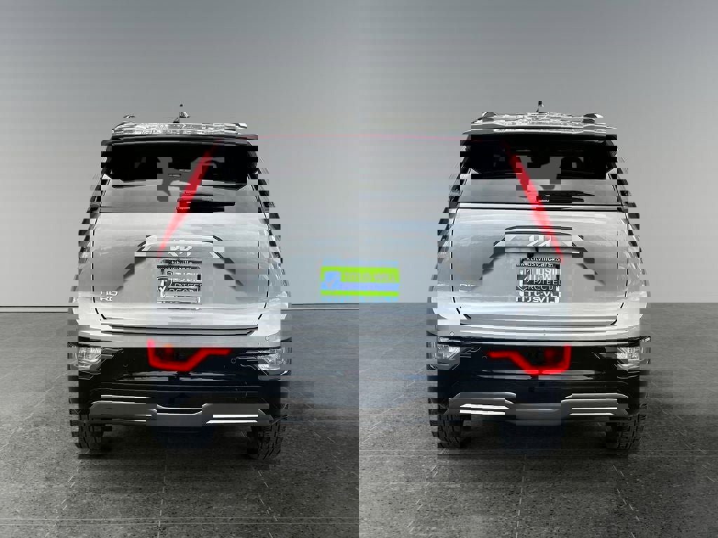 Used 2023 Kia Niro Wind w/ Wind Preserve Package FWD image 6