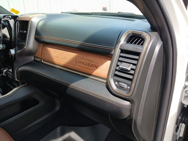 Used 2024 RAM 2500 Limited w/ Safety Group image 31