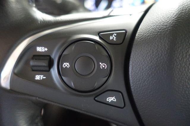 Used 2017 Buick LaCrosse Essence FWD image 13