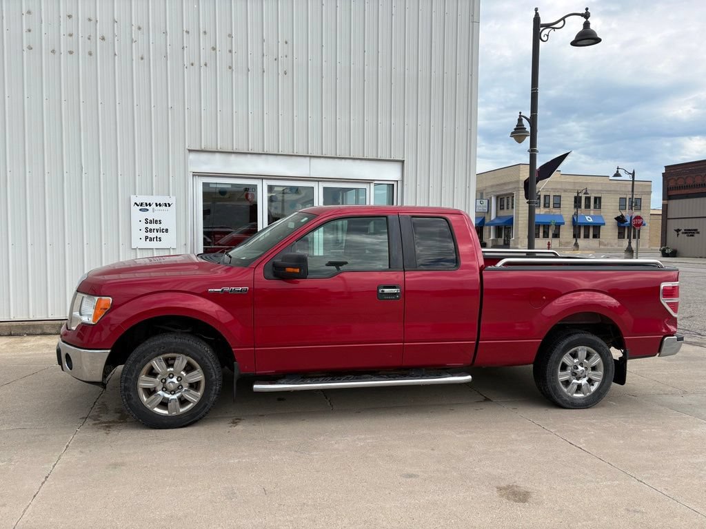 Used 2011 Ford F150 XLT w/ XLT Chrome Pkg RWD image 2