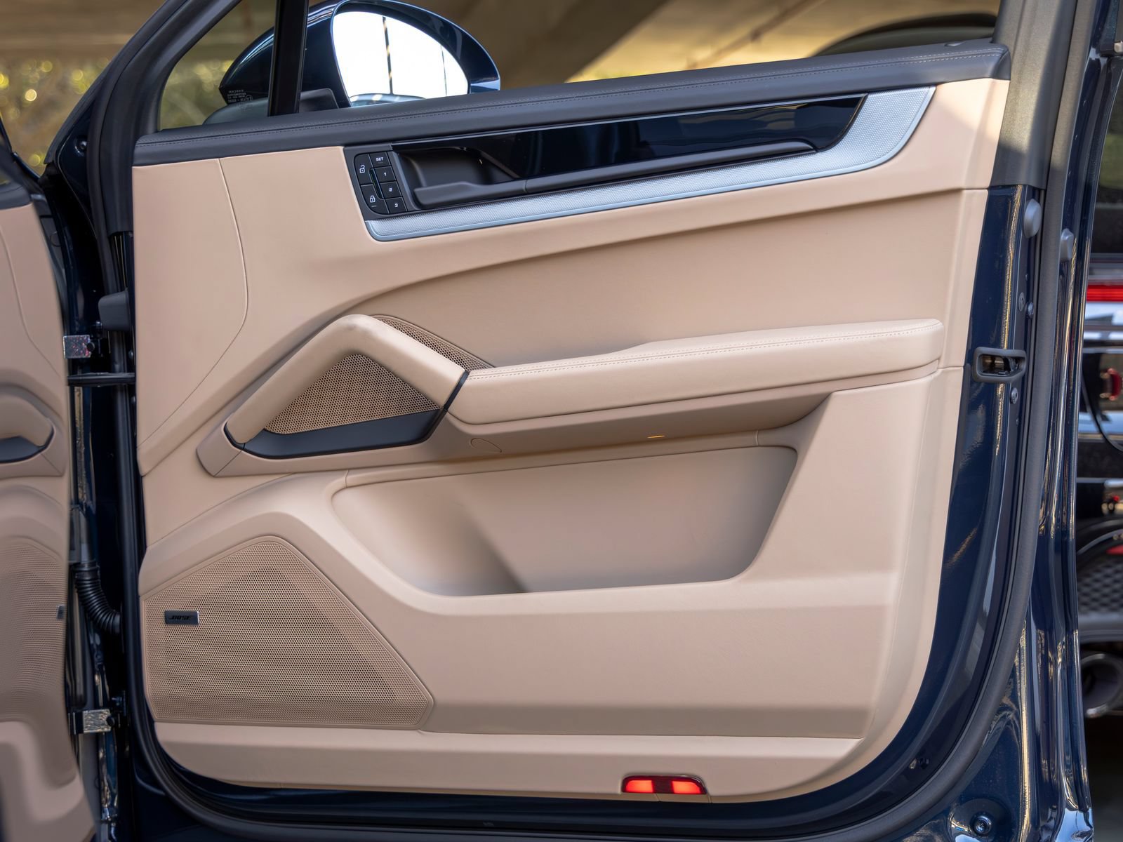 New 2026 Porsche Cayenne Coupe AWD/4WD image 55