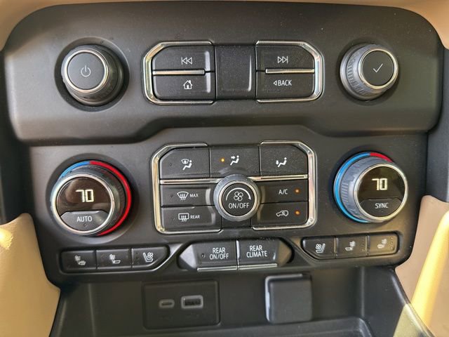 Used 2024 Chevrolet Tahoe Premier w/ Premium Package image 22