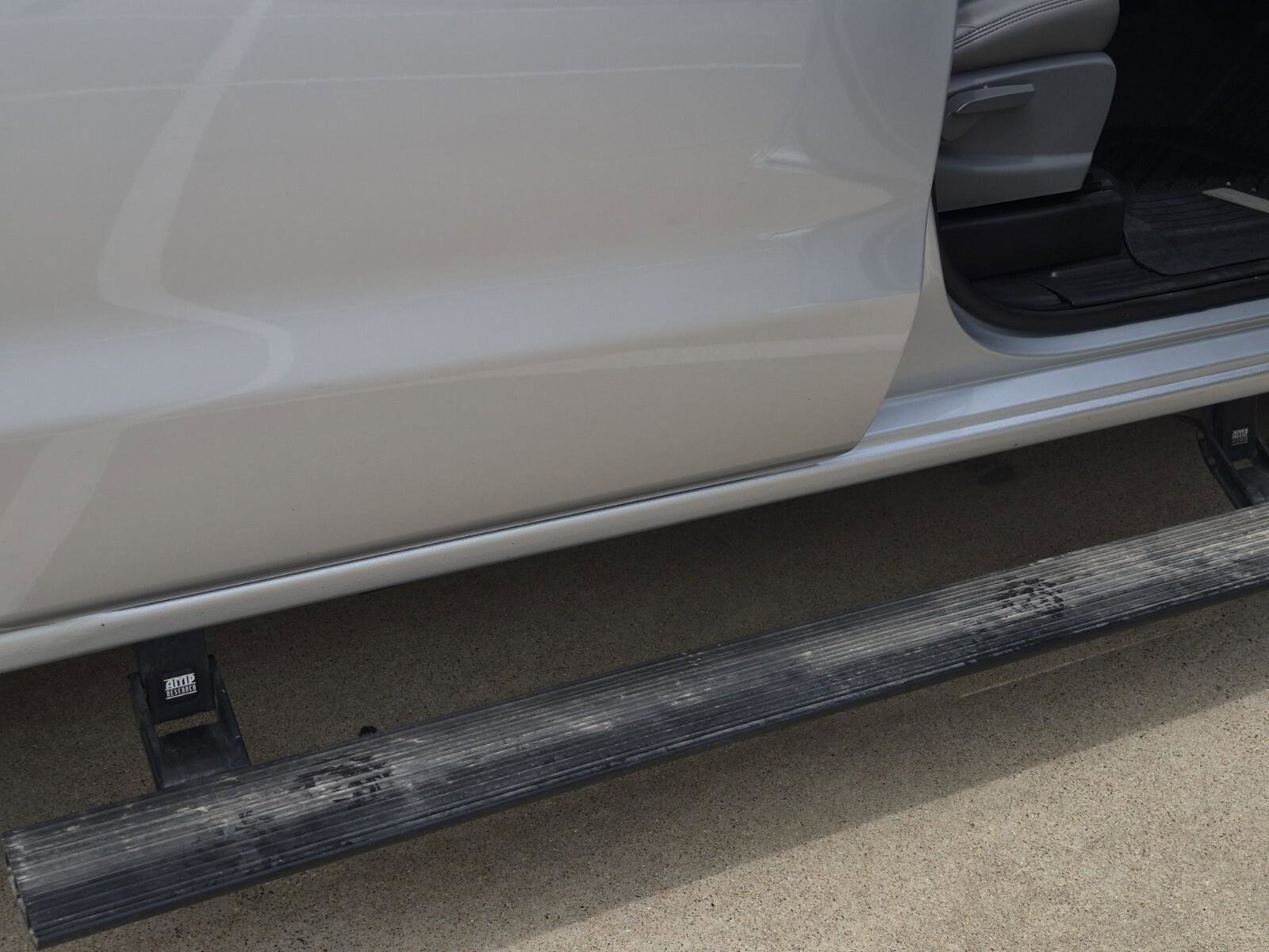 Used 2018 Chevrolet Silverado 1500 Custom w/ Custom Value Package image 9