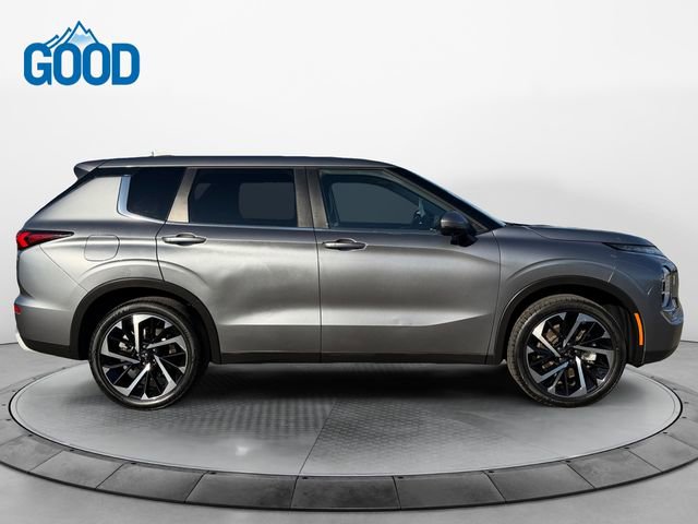 Used 2024 Mitsubishi Outlander SE Black Edition image 6