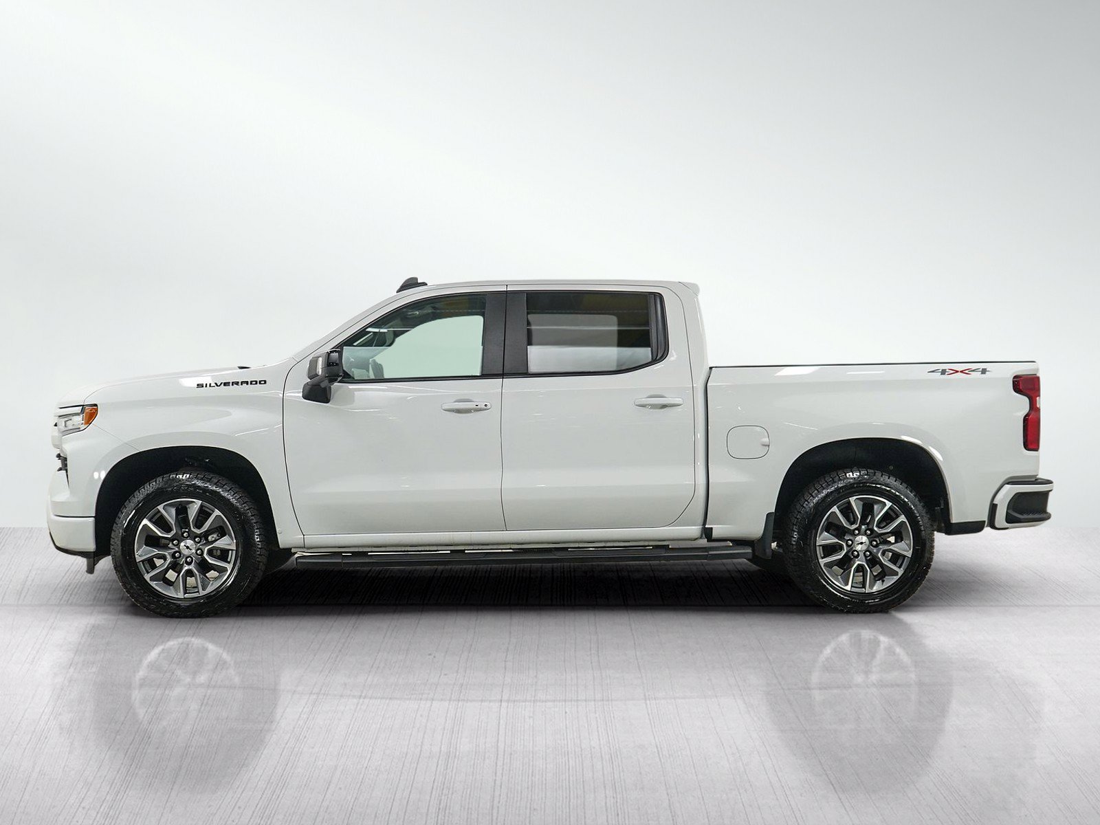 Used 2024 Chevrolet Silverado 1500 RST w/ True North Edition Plus AWD/4WD image 3