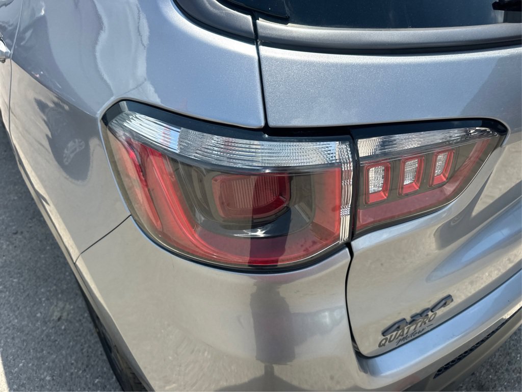 Used 2019 Jeep Compass Trailhawk AWD/4WD image 21