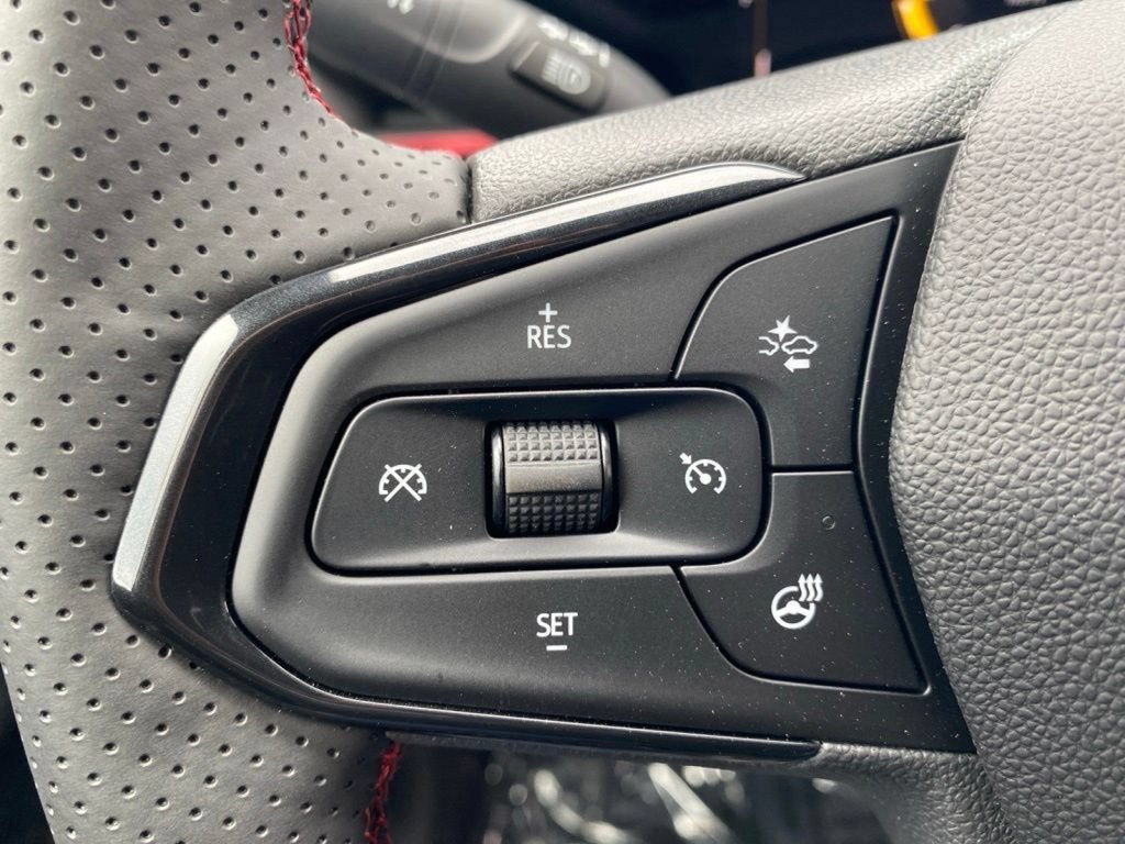 New 2026 Chevrolet Trax RS w/ Driver Confidence Package FWD image 30