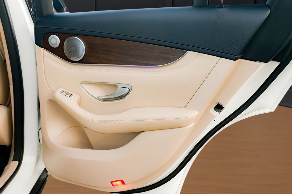 Used 2020 Mercedes-Benz GLC 43 AMG 4MATIC Coupe w/ Driver Assistance Package image 25