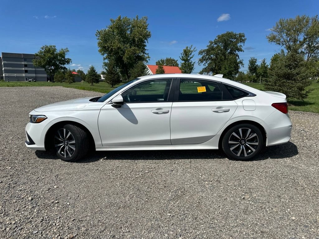 Used 2024 Honda Civic EX image 8