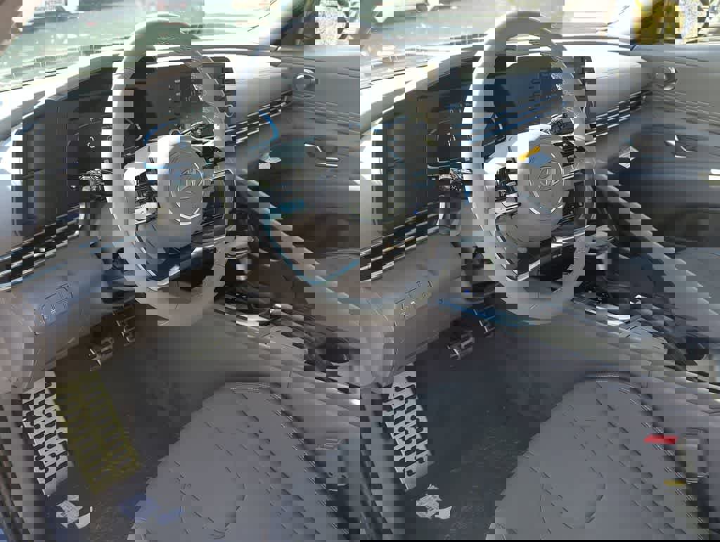 New 2026 Hyundai Elantra Sport FWD image 15