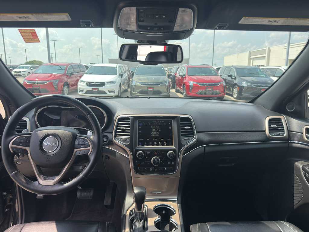 Used 2016 Jeep Grand Cherokee Limited w/ Trailer Tow Group IV AWD/4WD image 28