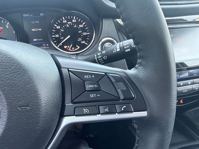 Used 2020 Nissan Rogue SV AWD/4WD image 17