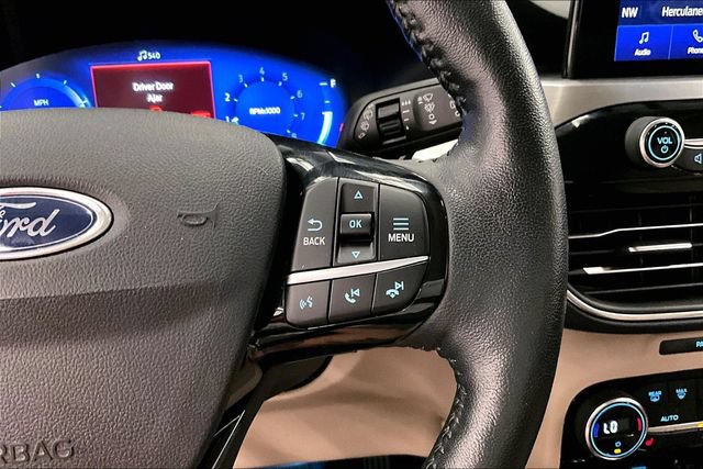 Used 2021 Ford Escape Titanium AWD/4WD image 28