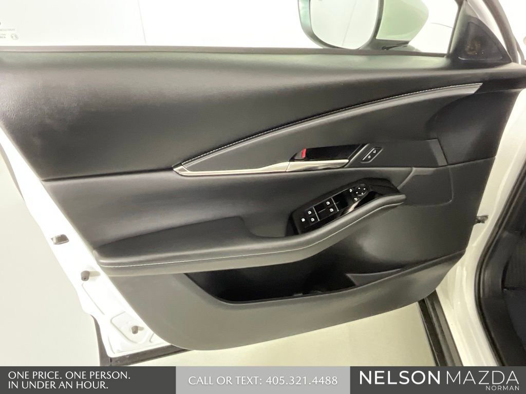 Certified 2025 MAZDA CX-30 AWD 2.5 S w/ Preferred Package image 17
