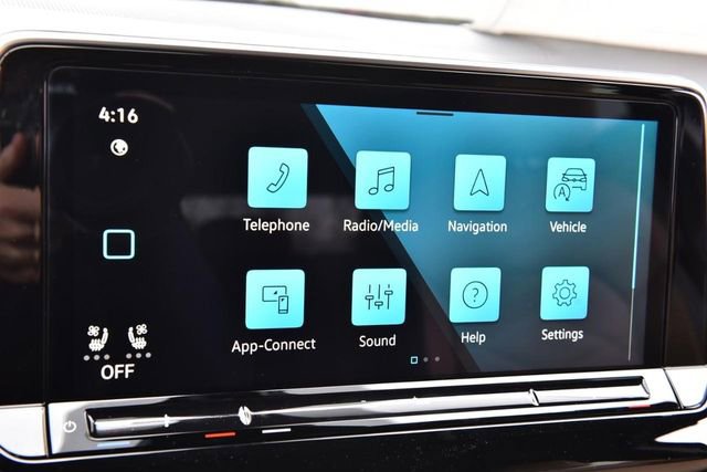 New 2026 Volkswagen Atlas Cross Sport SE image 13
