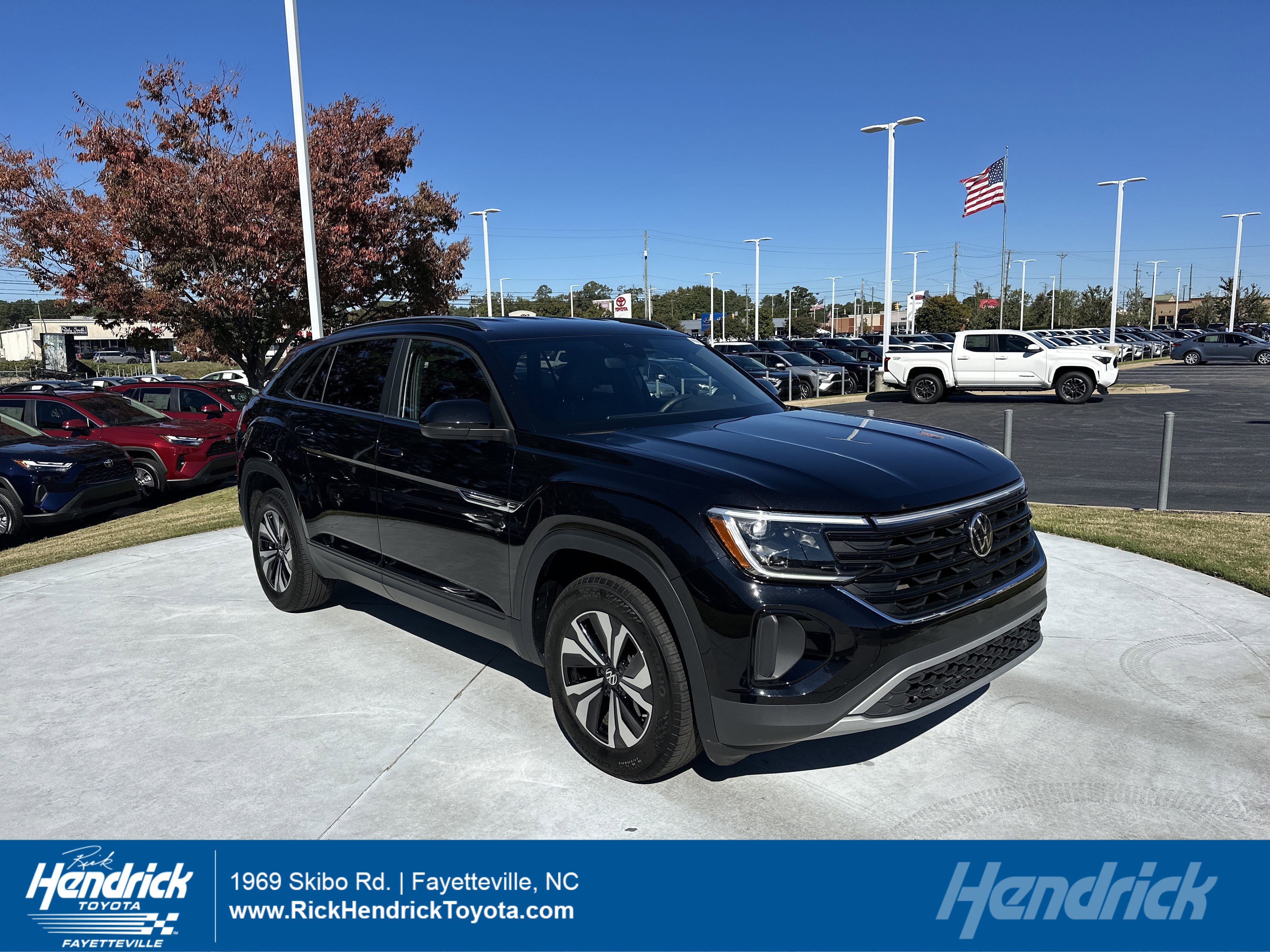 Used 2024 Volkswagen Atlas Cross Sport SE