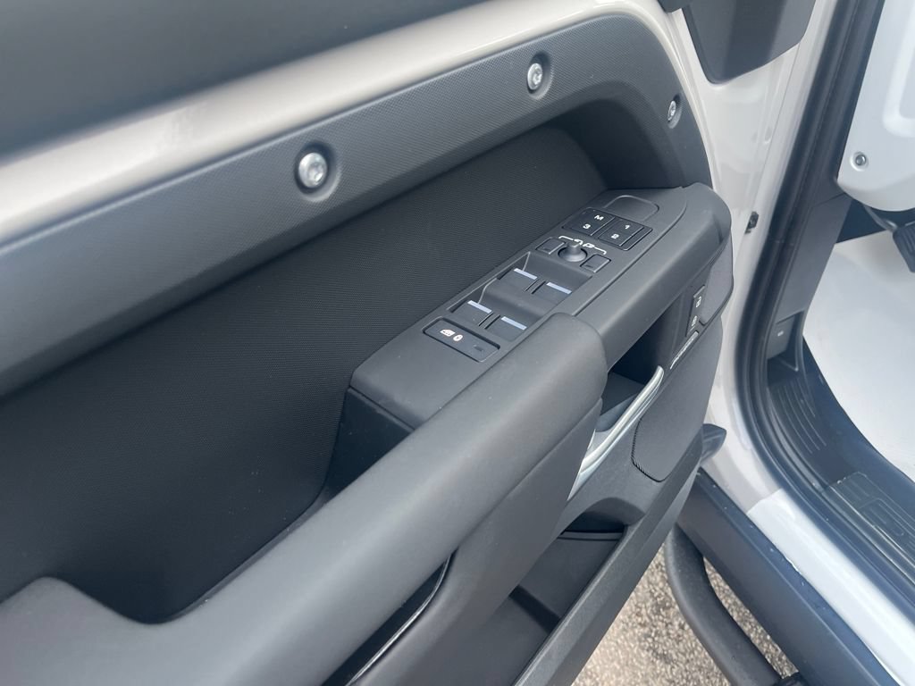 New 2026 Land Rover Defender 130 S AWD/4WD image 11
