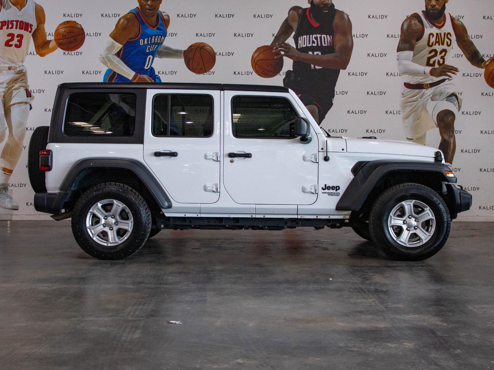 Used 2020 Jeep Wrangler Unlimited Sport S image 17