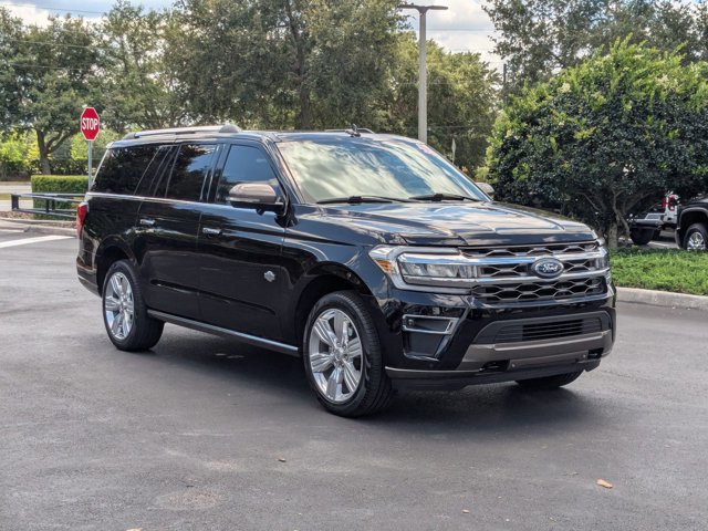 Used 2024 Ford Expedition Max King Ranch AWD/4WD image 3
