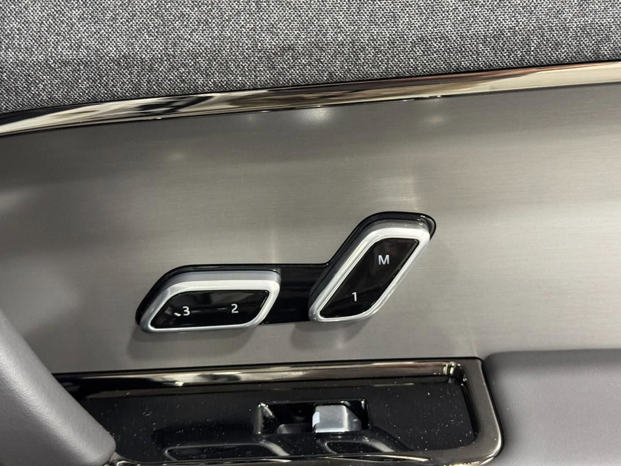 New 2026 Land Rover Range Rover Sport SE image 20