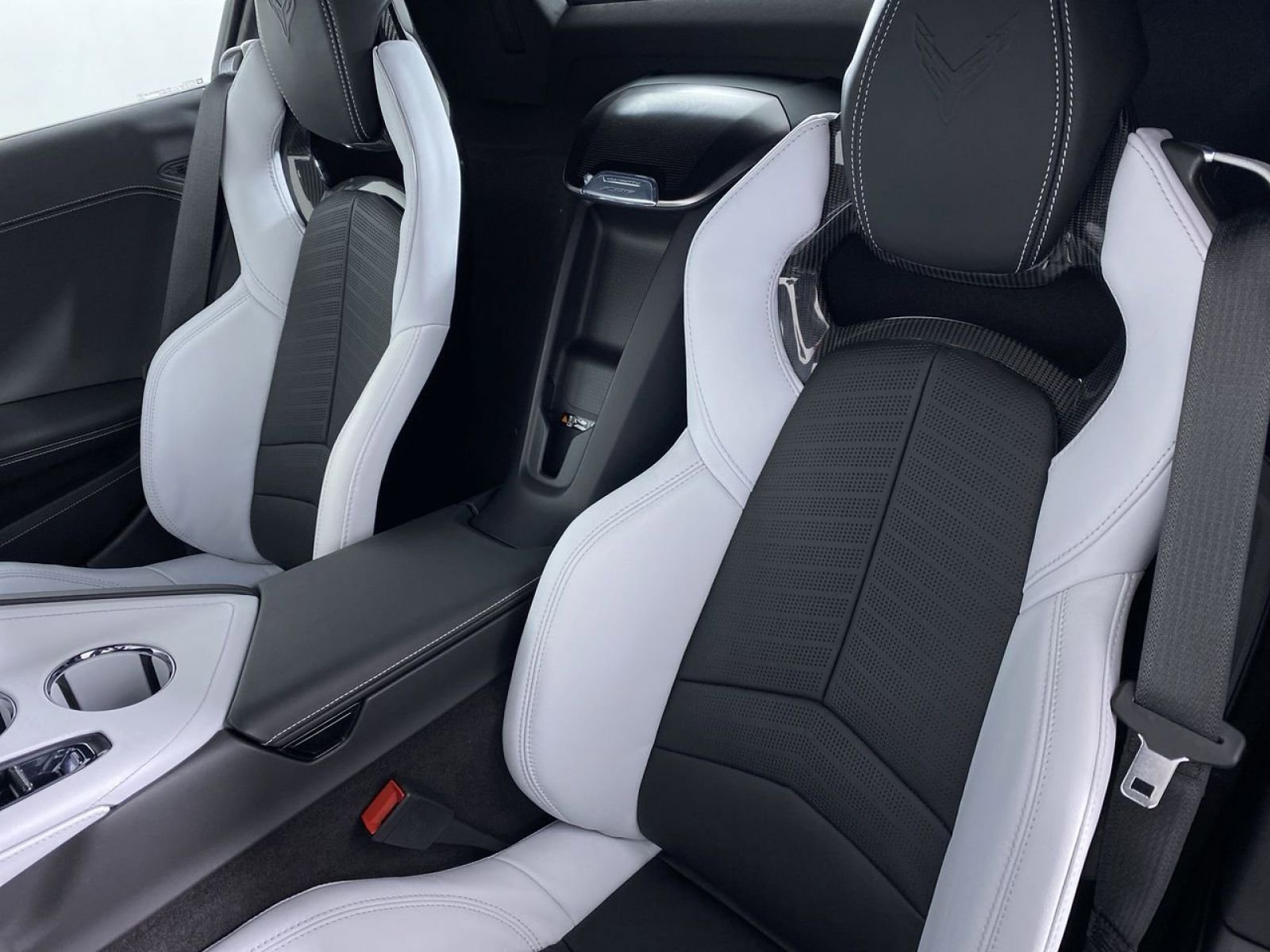 New 2026 Chevrolet Corvette Z06 w/ Stealth Interior Trim Package RWD image 11