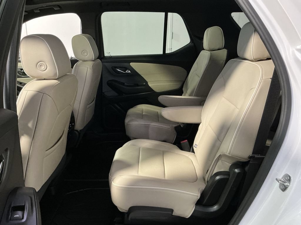 Used 2023 Chevrolet Traverse Premier AWD/4WD image 25