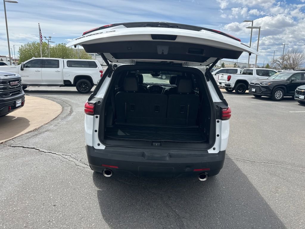 Used 2022 Chevrolet Traverse RS image 23